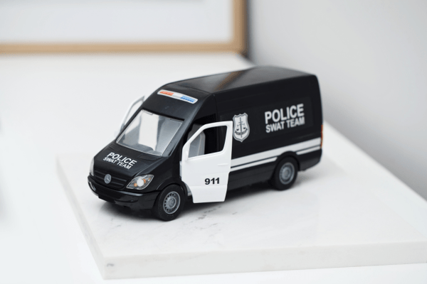 39721 Mercedes Benz Sprinter crni , policija